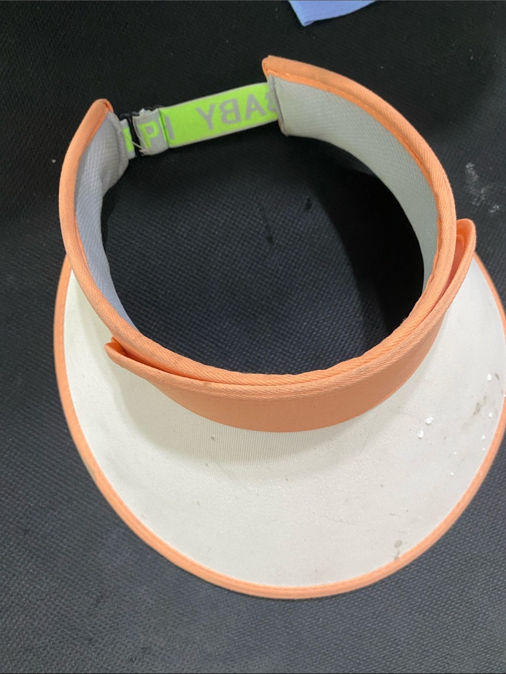 SHEIN Peach and White Kids Sun Visor with Neon Accent
